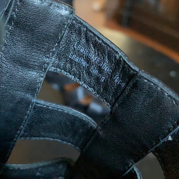 Via SPIGA Nya Black Leather Caged Bootie - Picture 13 of 16